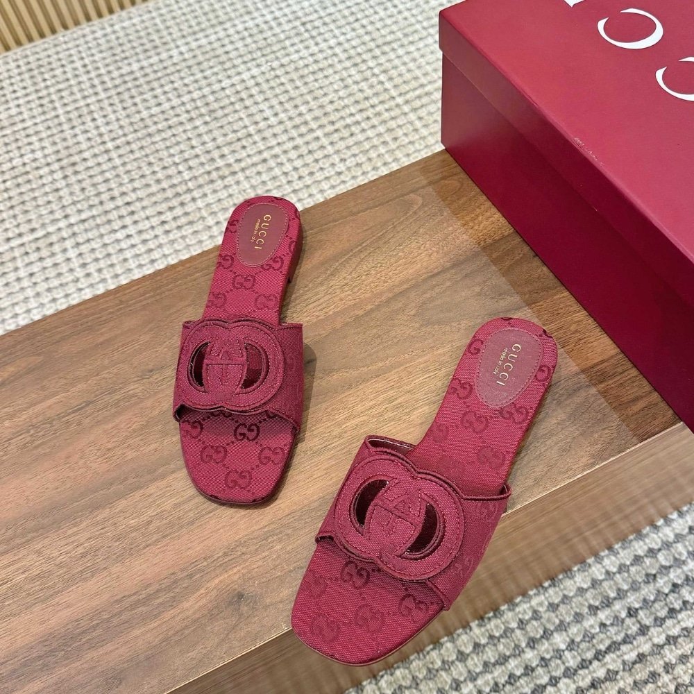 Gvc*1 Women Slide Sandal With Interlocking G Rosso Ancora Red Gg Canvas 790447 9Sf00 8549