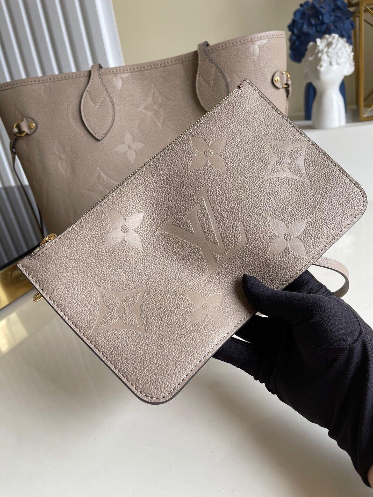 L0vis Vvtt0n Neverfull Mm Turtledove Gray 31Cm M45686