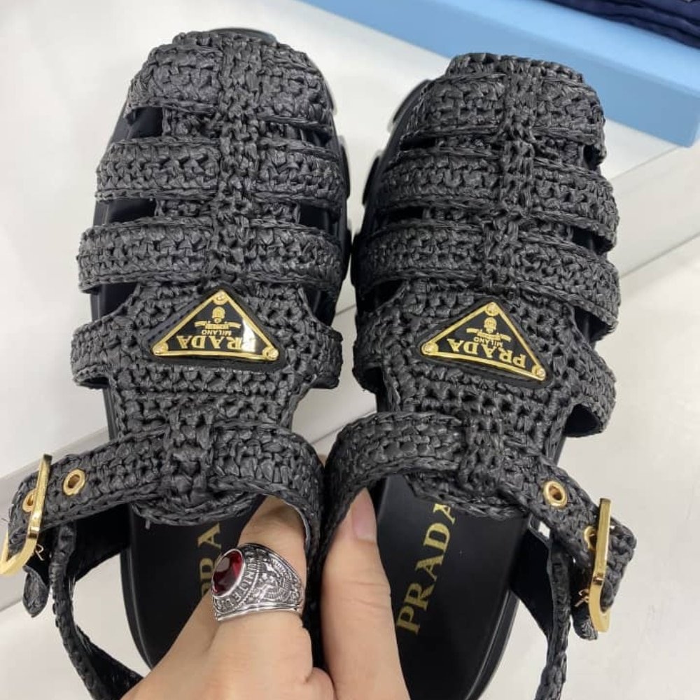 Pra*a Monolith Crochet Cage Sandals Black 1X138N 3L8W F0002 F 055