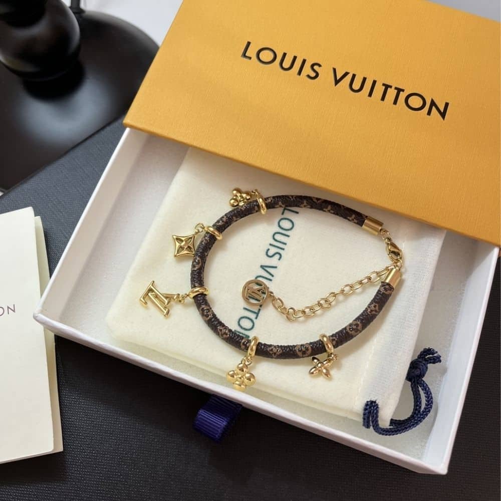L0vis Vvtt0n Lv Blooming Bracelet M8433Z