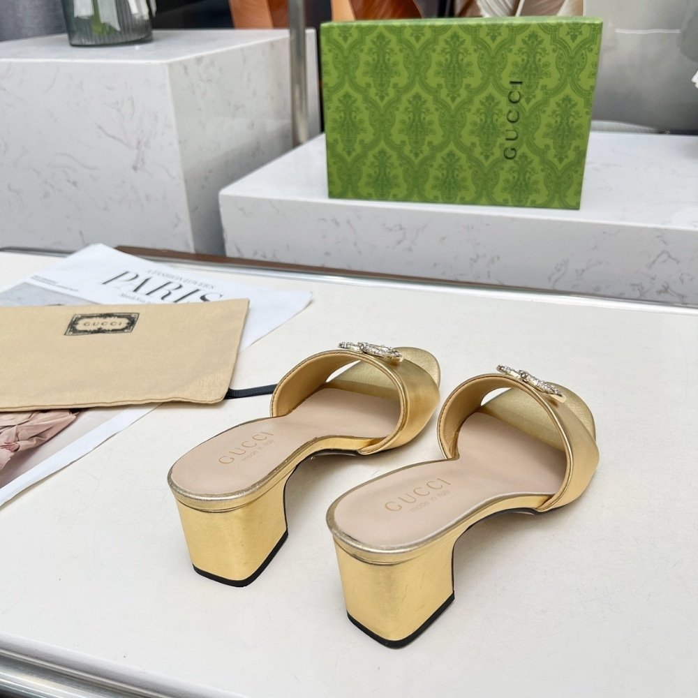 Gvc*1 Nojum Women’s Slide Sandal Metallic Gold 817257 B8B00 8024