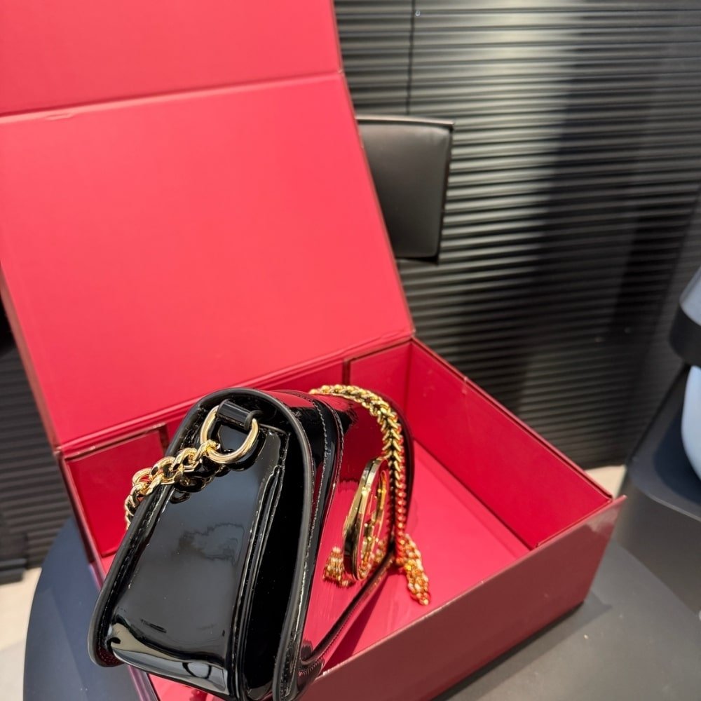 Gvc*1 Blondie Small Shoulder Bag Black 29Cm 814952 Aaeey 1000