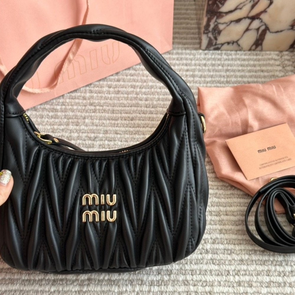 M1um1u Wander Matelassé Nappa Hobo Bag Black 20Cm 5Bc125 An88 F0002 V Ooy
