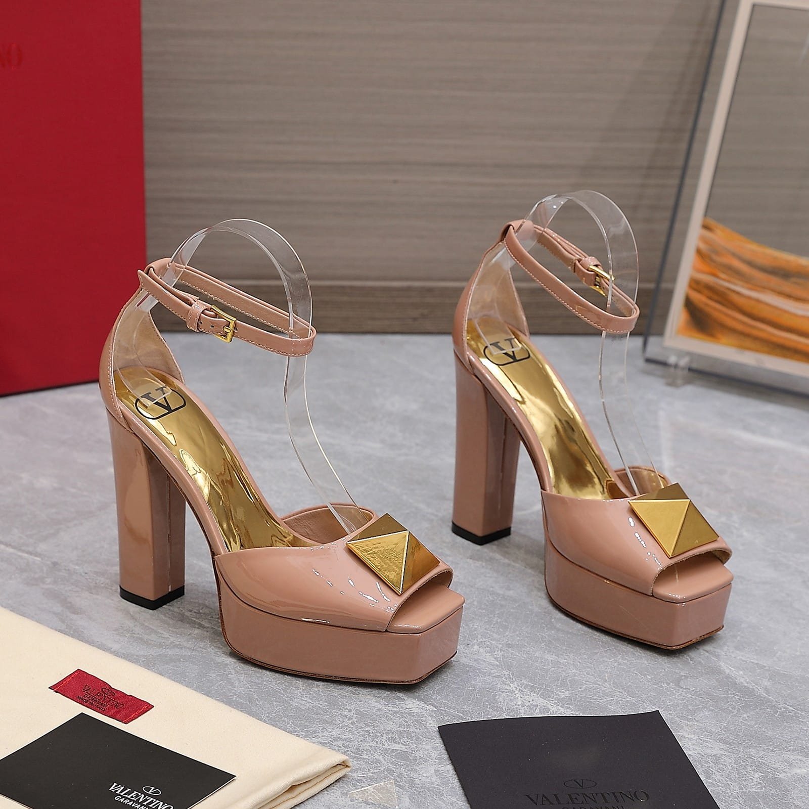 [S*per Vip 1:1] Va1e*ntin0 Garavani Open Toe Pump One Stud Platform Patent Leather Rose Cannelle 1W2S0Ea3Laf Gf9