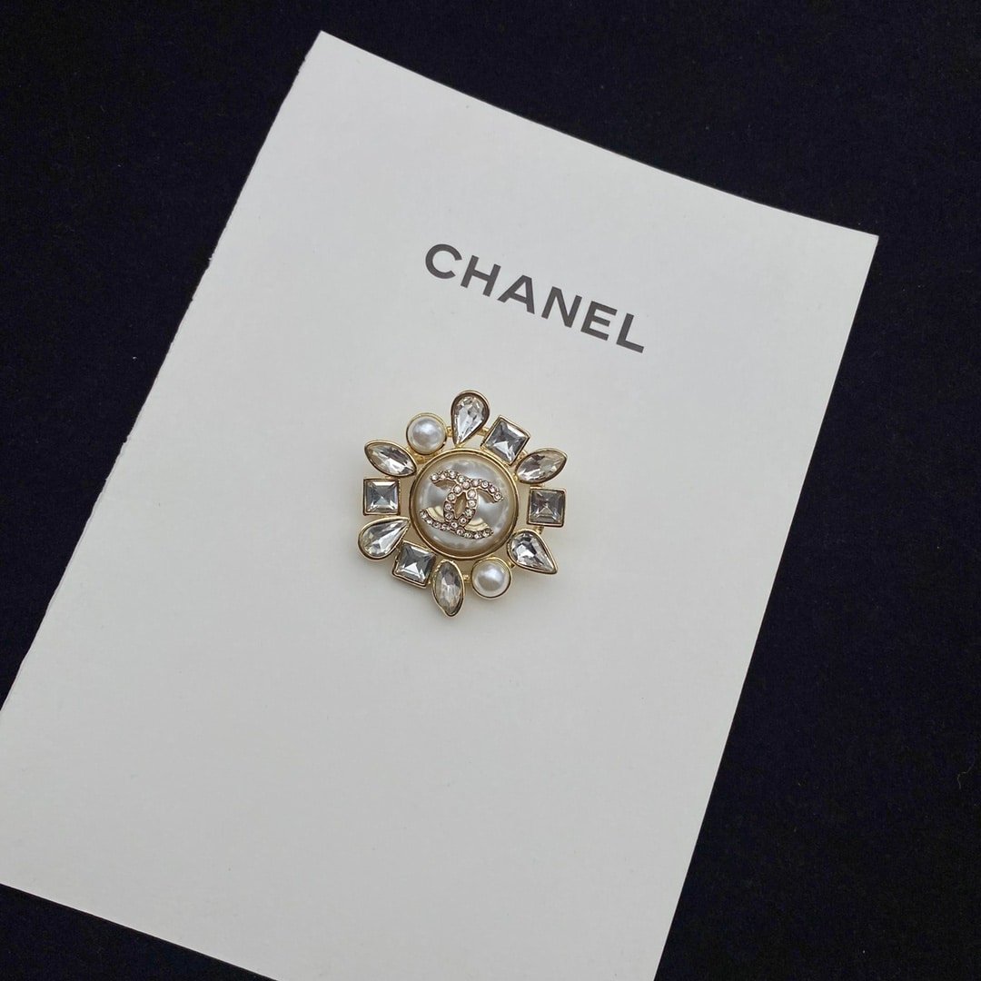 Ch**el Cc Crystal Pearl Brooch
