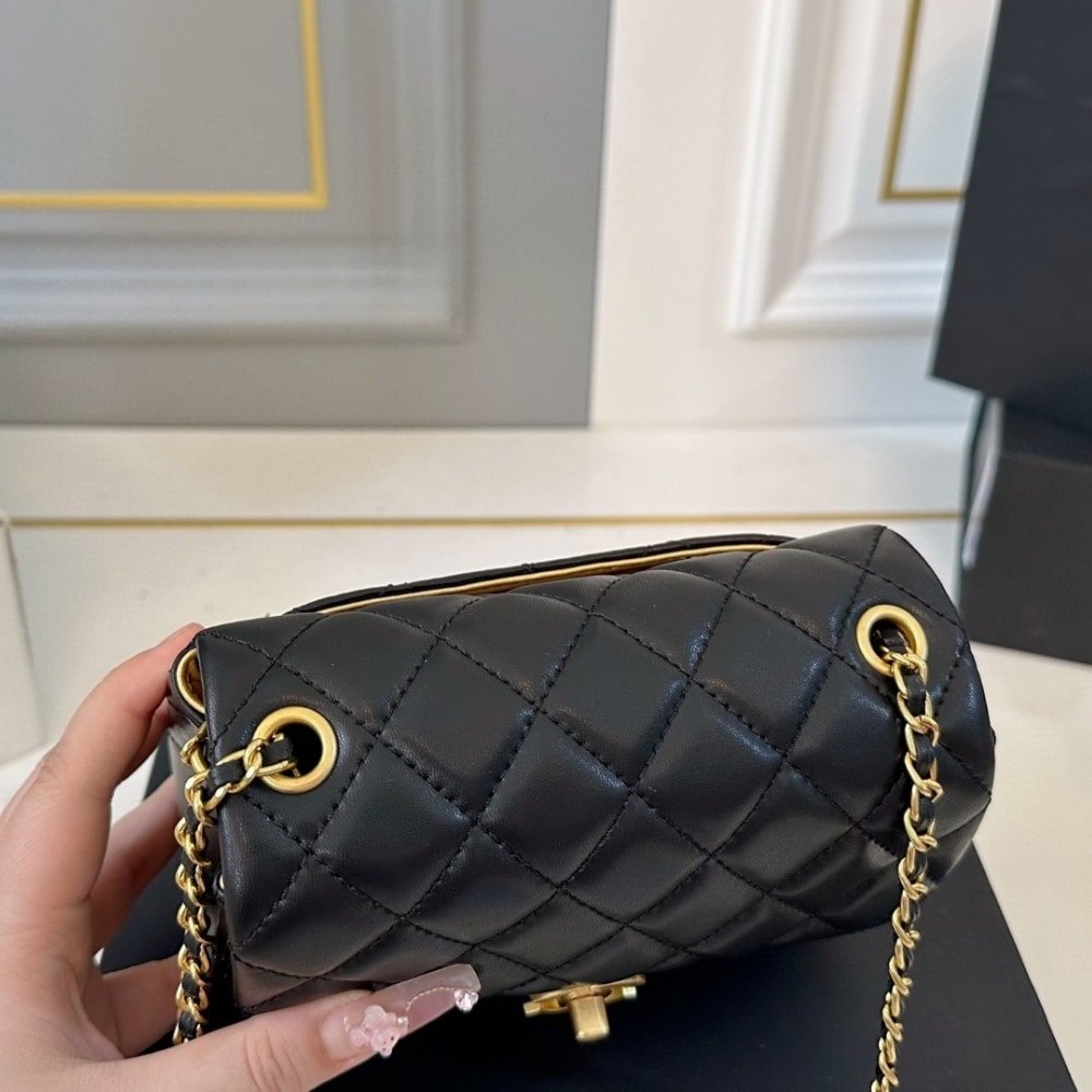 Ch**el Classic Mini Crossbody Bag Black 16Cm