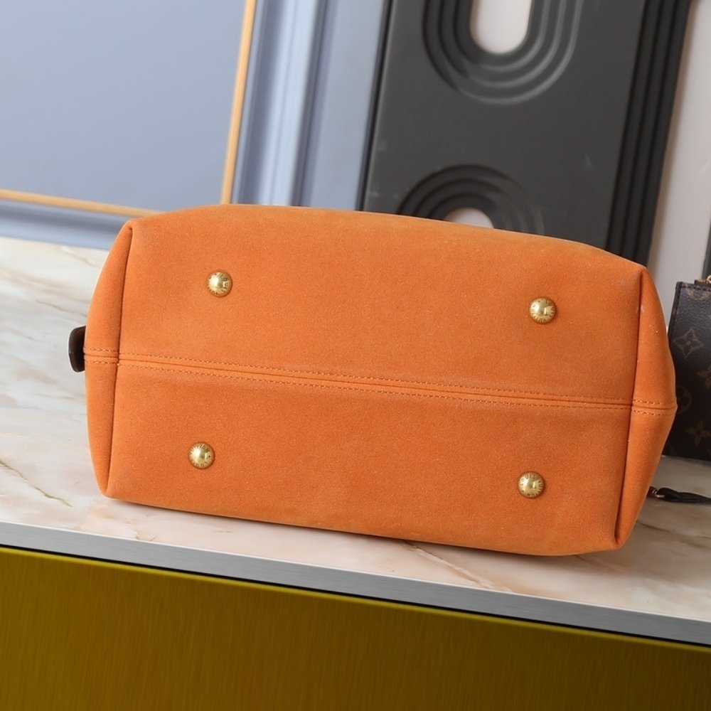 L0vis Vvtt0n Hobo MM Tan 35Cm M25516