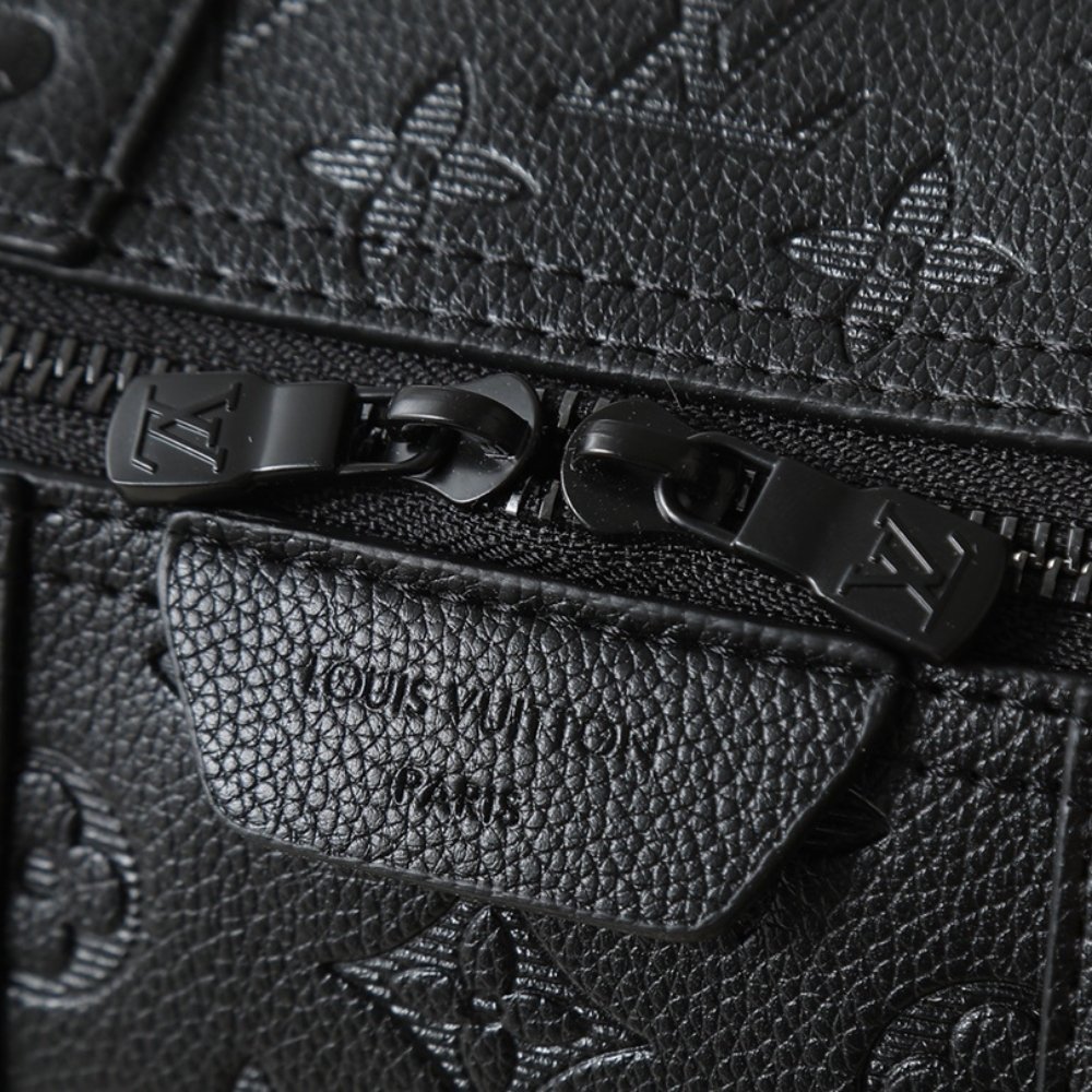 L0vis Vvtt0n City Keepall Black 27Cm M26750