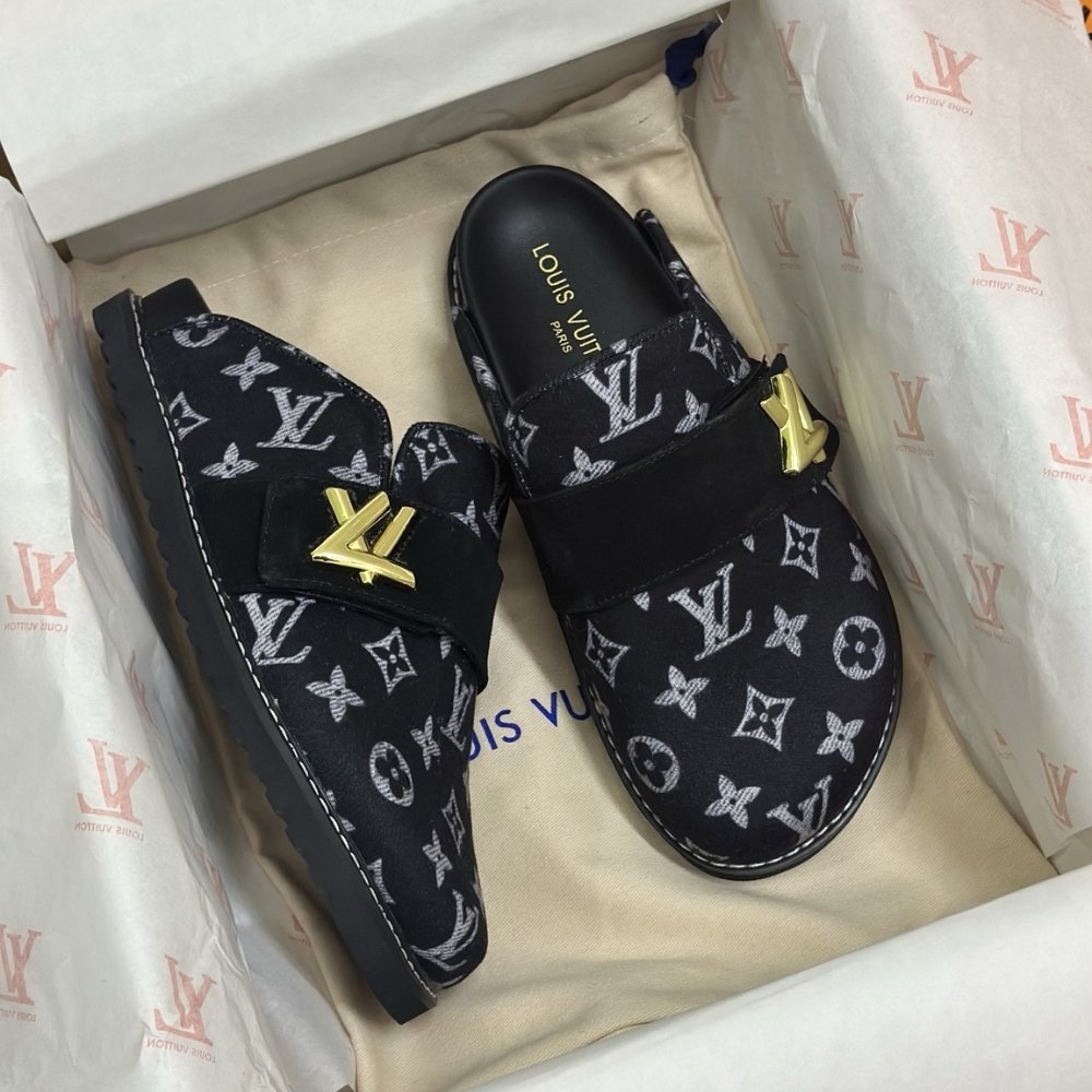 L0vis Vvtt0n Lv Cosy Flat Comfort Clog Black 1Aidou