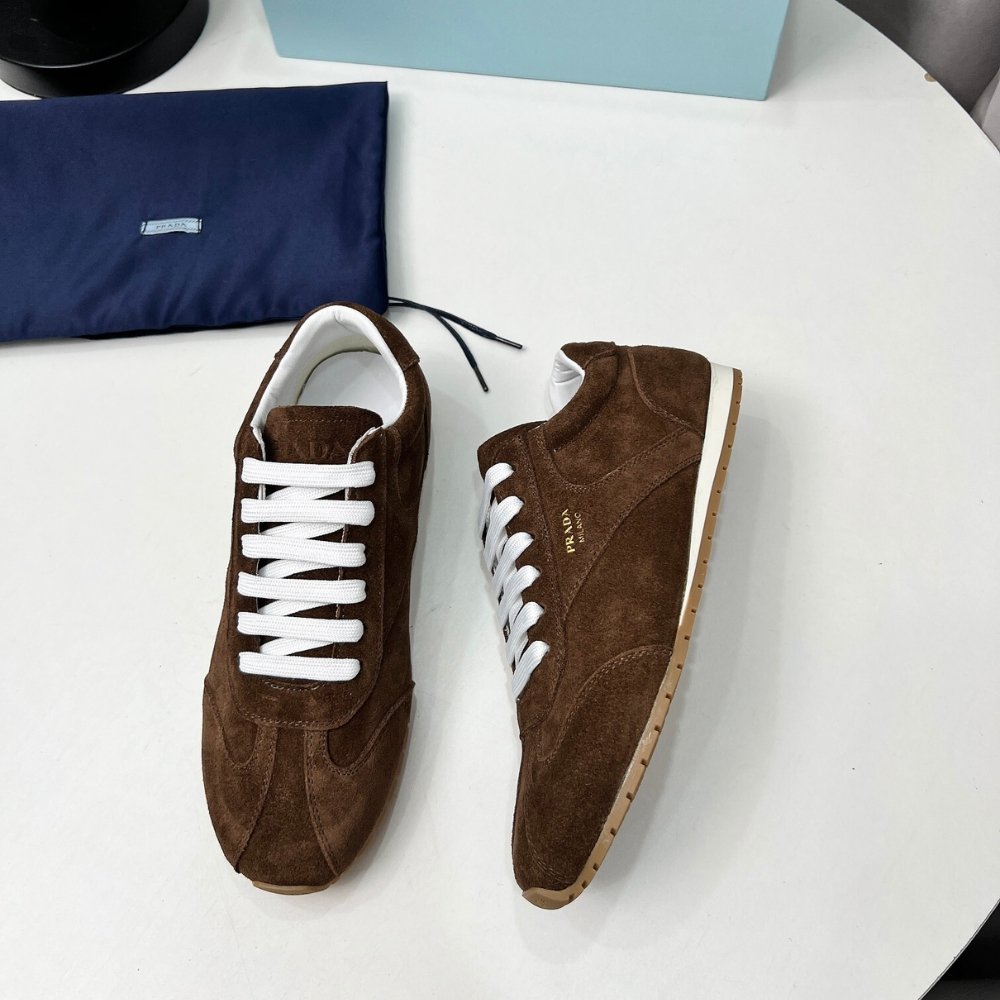 Pra*a Suede Sneakers Dark Brown 1E152O 054 F0324 F 020