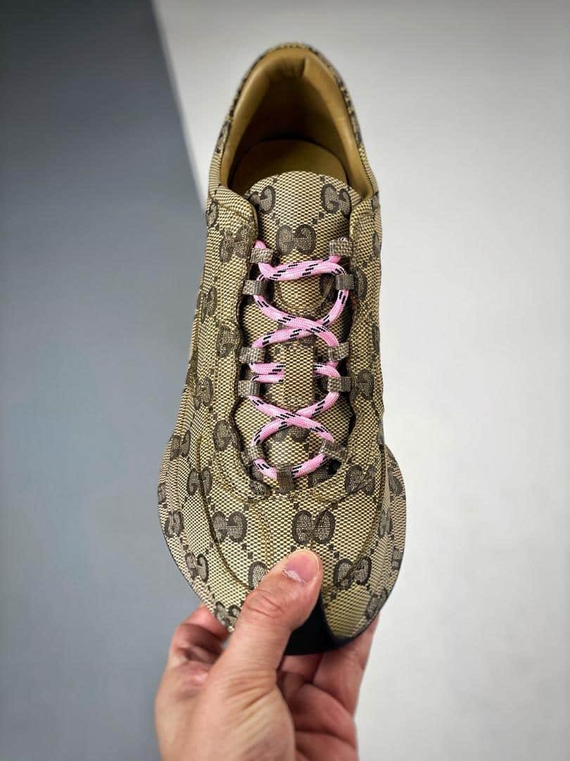 Gvc*1 Women’S Gvc*1 Run Sneaker In Water Transfer Printed Leather Beige 725612 Aabeb 9742