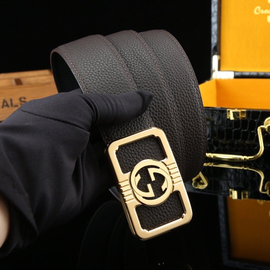 Gvc*1 Cowhide Double G Buckle Belt Gold Tone Hardware In Black
