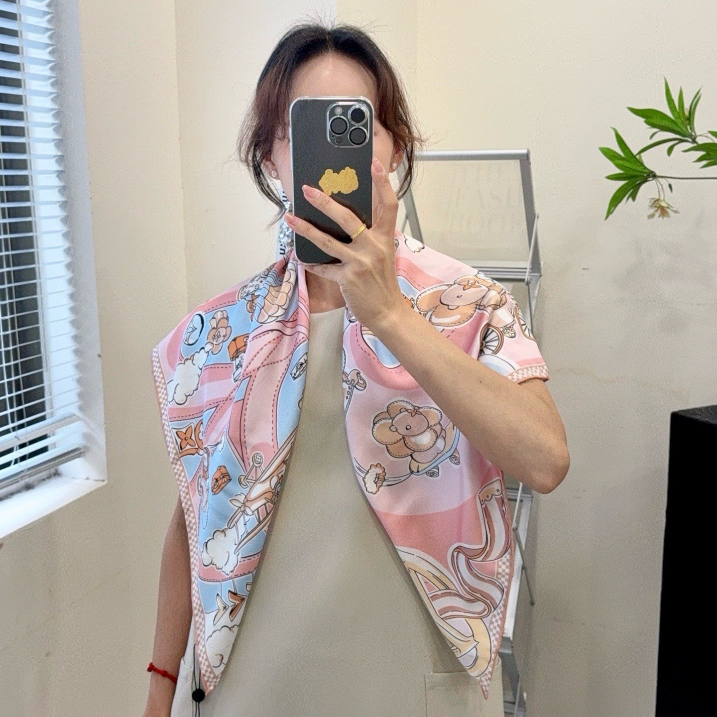 L0vis Vvtt0n Vivienne 90 Speedy Square Silk Scarf Light Pink 90Cm M79155