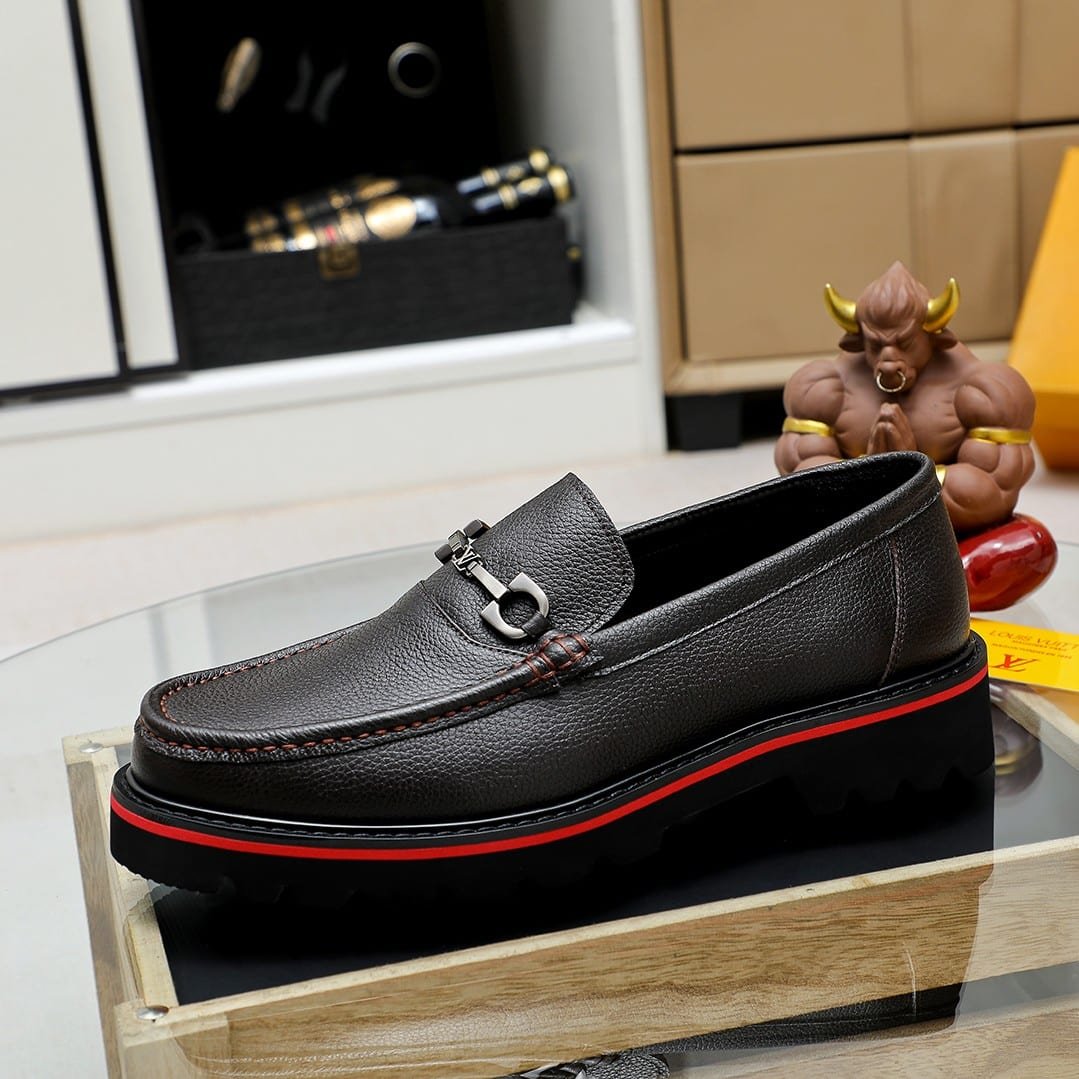 L0vis Vvtt0n Souliers Club Loafers Black Red