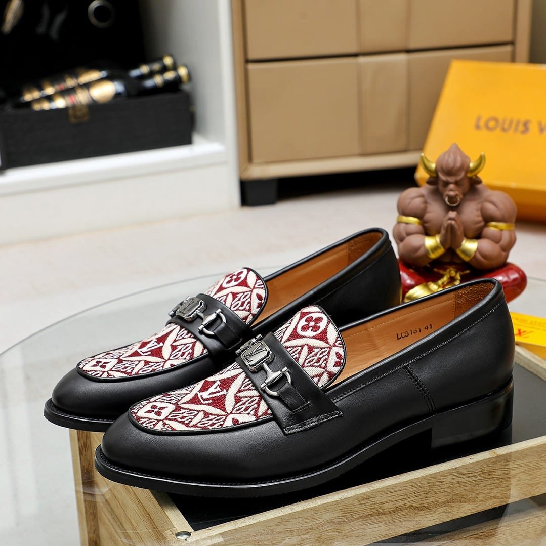 L0vis Vvtt0n Souliers Club Loafers Monogram Since 1854 Red