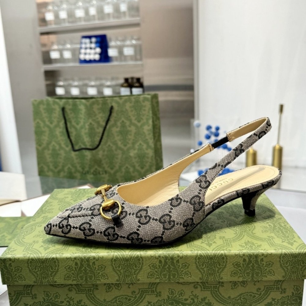Gvc*1 Women’s Horsebit Slingback Pump Beige And Blue 782627 2Hk80 4041