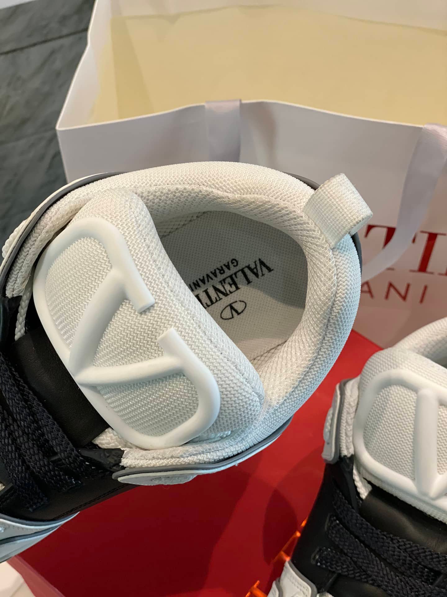 Va1e*ntin0 Garavani Open Skate Sneaker White And Black